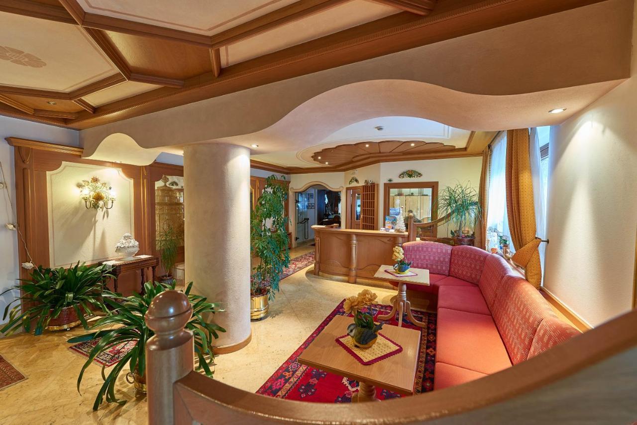 Hotel Bonapace ***S Madonna di Campiglio Ngoại thất bức ảnh