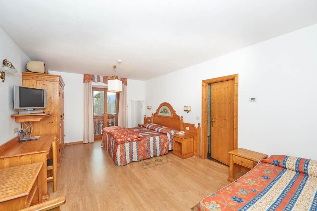 Hotel Bonapace ***S Madonna di Campiglio Ngoại thất bức ảnh