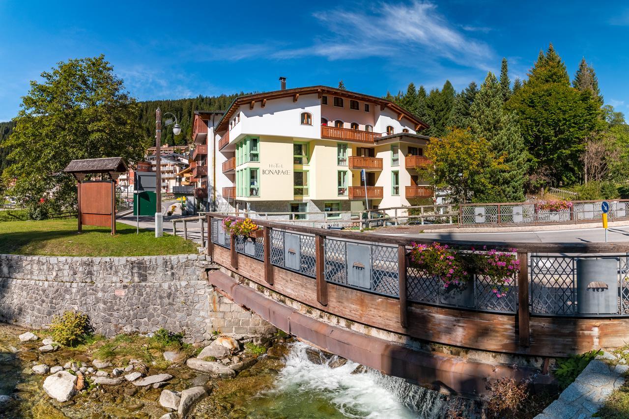 Hotel Bonapace ***S Madonna di Campiglio Ngoại thất bức ảnh