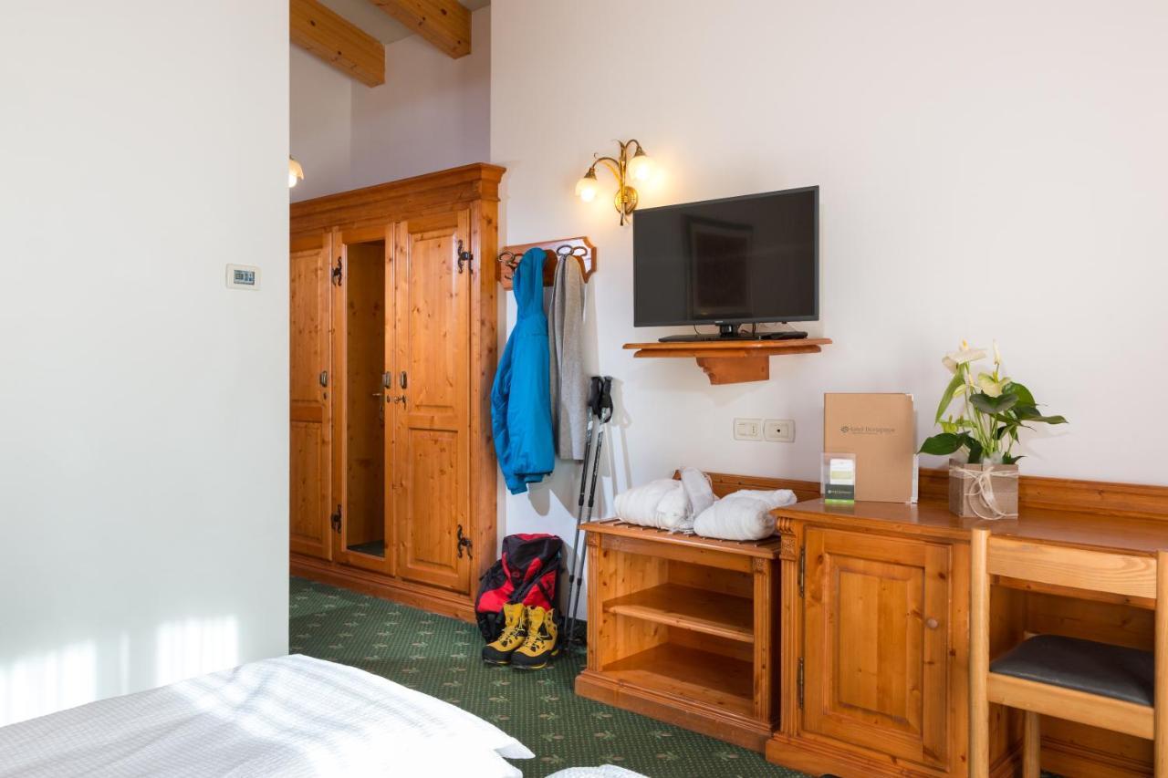 Hotel Bonapace ***S Madonna di Campiglio Ngoại thất bức ảnh