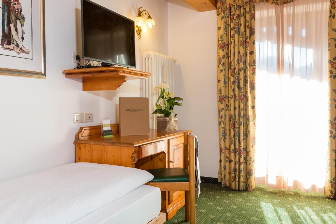 Hotel Bonapace ***S Madonna di Campiglio Ngoại thất bức ảnh